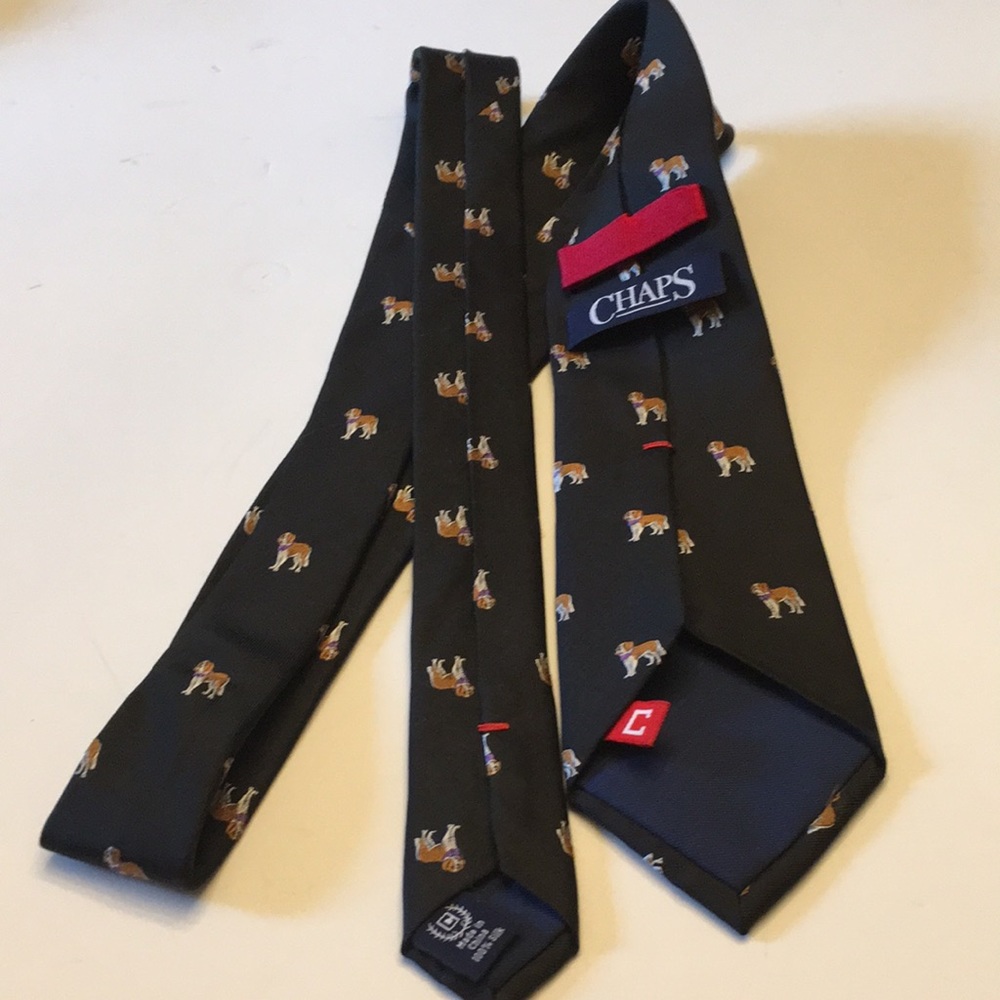 100 percent silk.   CHAPS.  Doggie tie mint condition